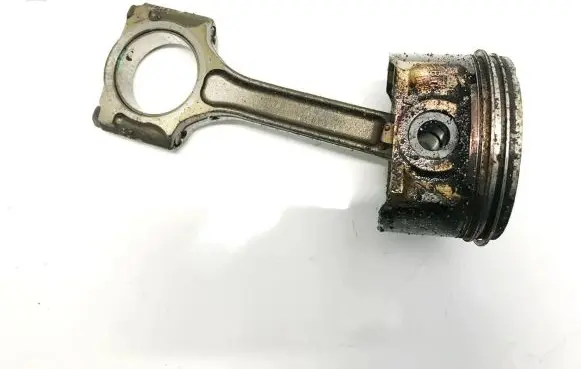 Nissan Note (E11) Piston with connecting rod