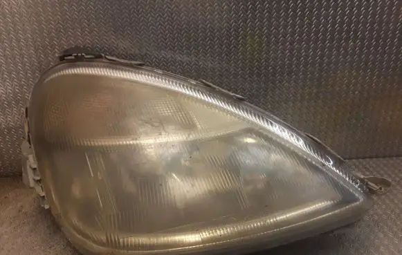 Mercedes-Benz A W168 Headlight/headlamp 1688200261