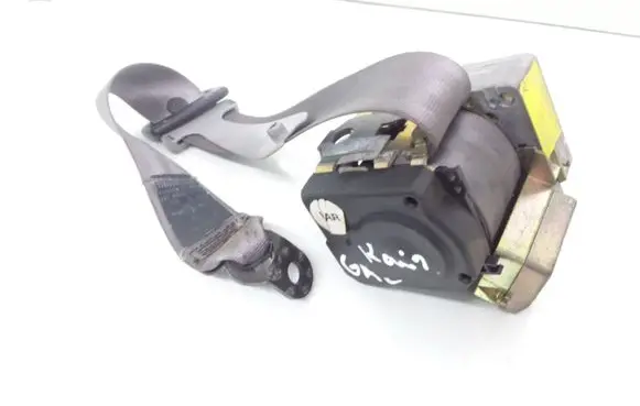 Volkswagen PASSAT B5 Rear seatbelt 193857737