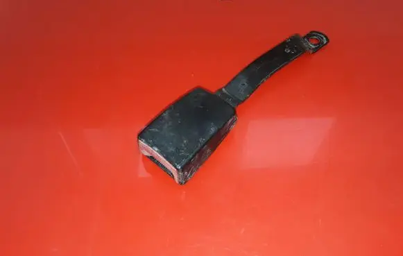 Volkswagen Polo Front seatbelt buckle 6Q0857756D