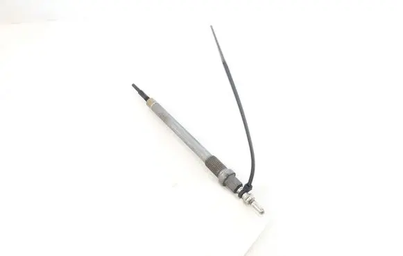 Mercedes-Benz ML W166 Spark plug A0011598001