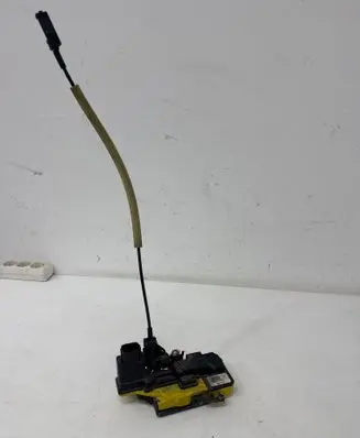 Volvo S60 Rear door lock 8650552