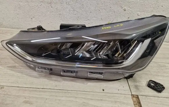 Ford Focus Headlight/headlamp NX7B-13E015-CF