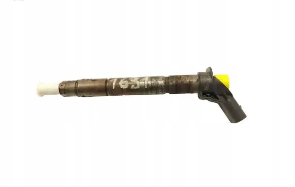 Hyundai ix35 Fuel injector 338002F000