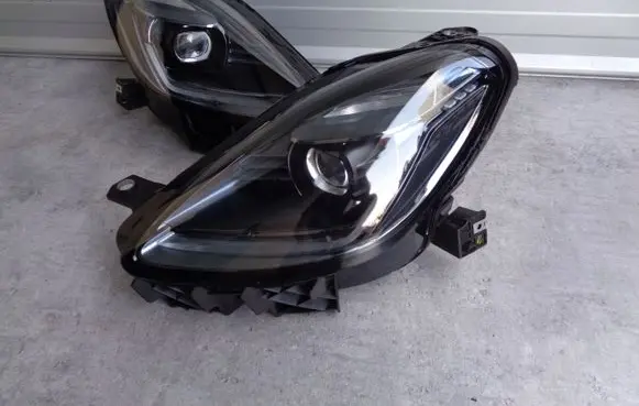 Maserati Levante Headlights/headlamps set 