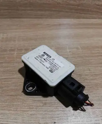 Audi A6 S6 C6 4F ESP acceleration yaw rate sensor 8E0907637B 0265005618