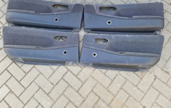 Volkswagen PASSAT B3 Door card panel trim set 357867015 357867216 357867016