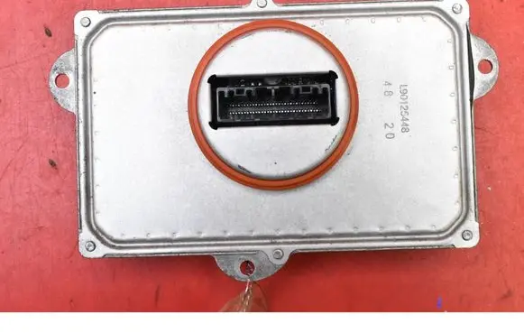 Peugeot 5008 Voltage converter/converter module L90125449