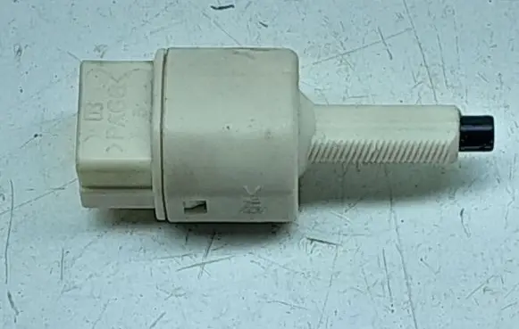 Toyota Corolla Verso E121 Brake pedal sensor switch 2701