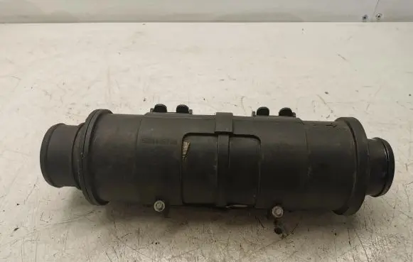 Jeep Grand Cherokee Air intake duct part 52014497AB