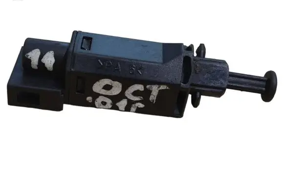 Skoda Octavia Mk1 (1U) Brake pedal sensor switch 927189D 1H0WW0