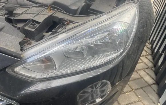 Ford Focus Headlight/headlamp F1EB13W030AC