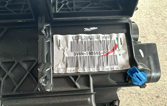 Ford Kuga II Interior heater climate box assembly DV6N19B555PC