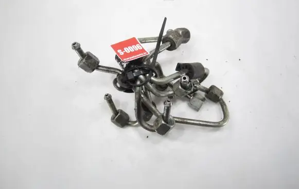 Volkswagen Polo V 6R Fuel injector supply line/pipe 