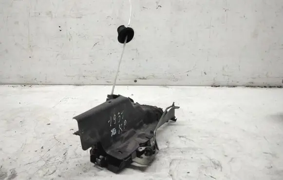 Audi A4 S4 B6 8E 8H Front door lock