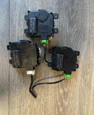 Honda Jazz IV GR Air flap motor/actuator 1138003480 1138004040