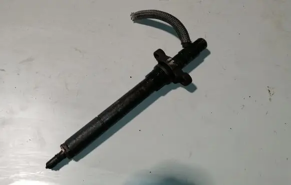 Citroen C5 Fuel injector 9688438580