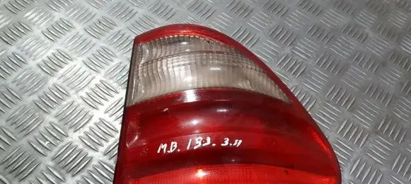 Mercedes-Benz E W210 Rear/tail lights a2108205464