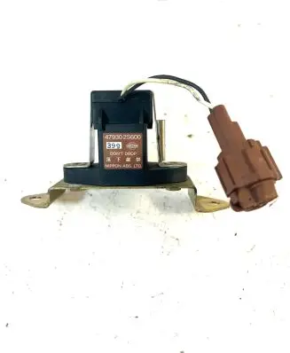 Nissan Navara D22 Airbag deployment crash/impact sensor 479302S600