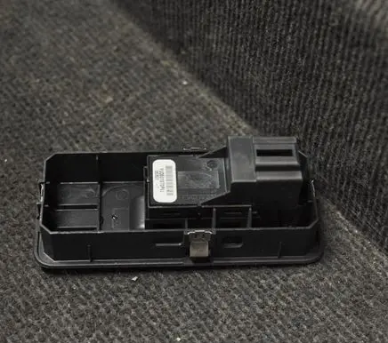 Land Rover Discovery 4 - LR4 Electric window control switch YUD501070PVJ