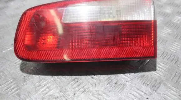 Renault Laguna II Tailgate rear/tail lights 8200002476