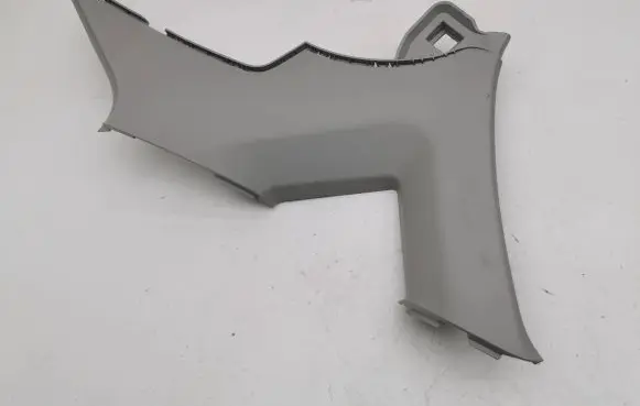 (C) pillar trim