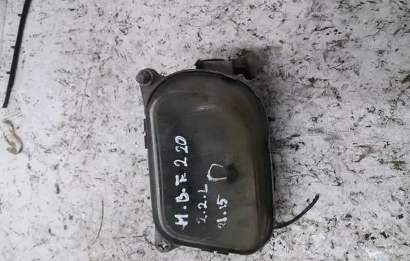 Mercedes-Benz E W210 Front fog light 0305050001 824 021298