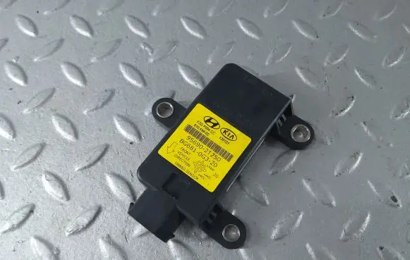KIA Optima ESP acceleration yaw rate sensor 956902T250