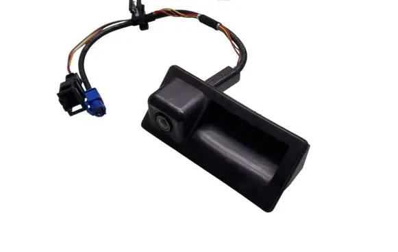 Volkswagen PASSAT B7 Tailgate handle with camera 5C6827566b