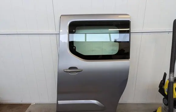 Opel Combo E Side sliding door 
