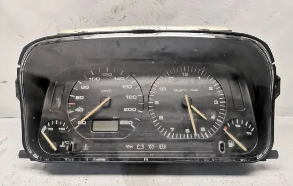 Volkswagen Golf III Speedometer (instrument cluster) 1H6919033L