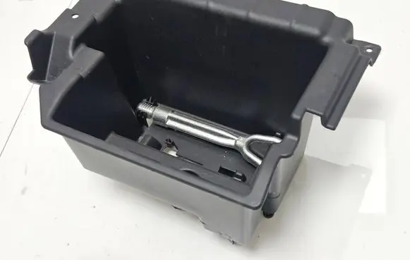BMW X3 F25 Glove box in trunk 7372961 8311410