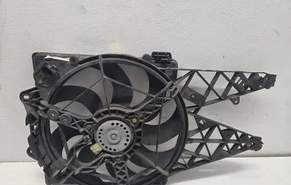 Fiat Doblo Radiator cooling fan shroud 519682790 020866 8D8300000