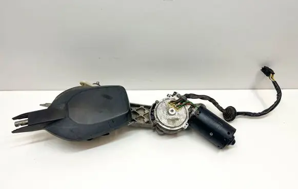 Mercedes-Benz SL R129 Front wiper linkage and motor 0390241412