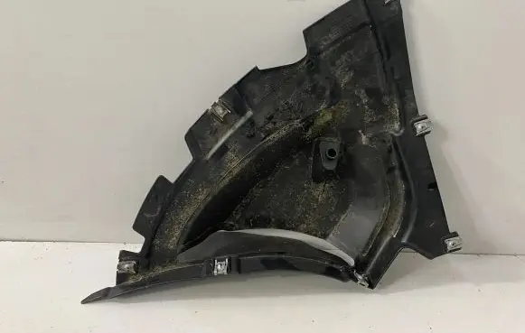 BMW 2 F22 F23 Front wheel arch liner splash guards 7260737