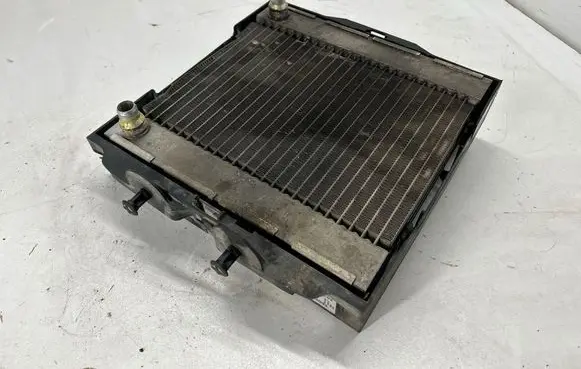 BMW 5 F10 F11 Coolant radiator 7805630 P3253002
