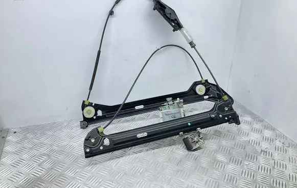 Audi A5 8T 8F Front door electric window regulator 8F0837462D