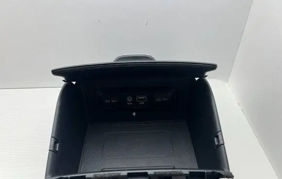 KIA Sorento Wireless charging module 95580C5000