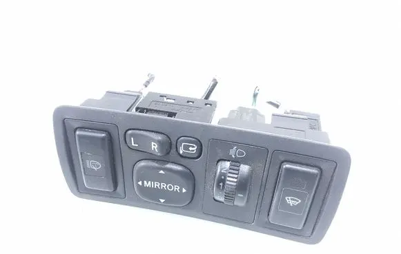 Toyota Avensis T250 Wing mirror switch 183575 156762 777669