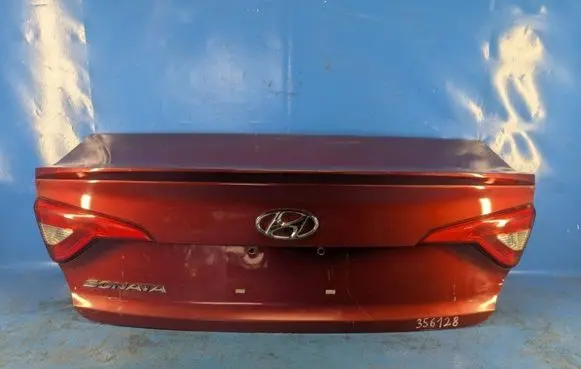 Hyundai Sonata LF Tailgate/trunk/boot lid 69200C2010