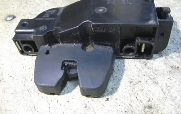 Citroen C3 Tailgate/trunk/boot lock/catch/latch 9646091580