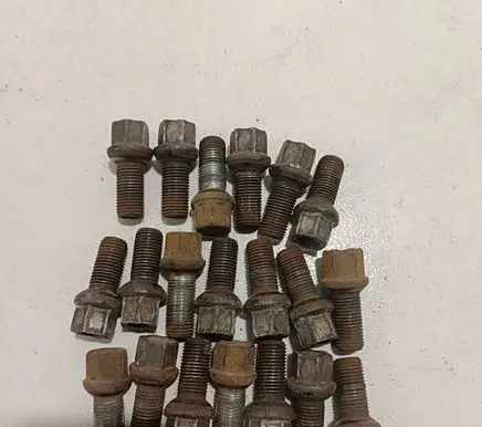Volkswagen Caddy Nuts/bolts XXA2 VWAG