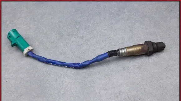 Ford Focus Lambda probe sensor 3M519F472CB