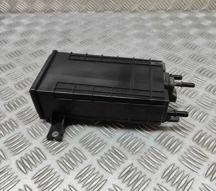 Active carbon filter fuel vapour canister