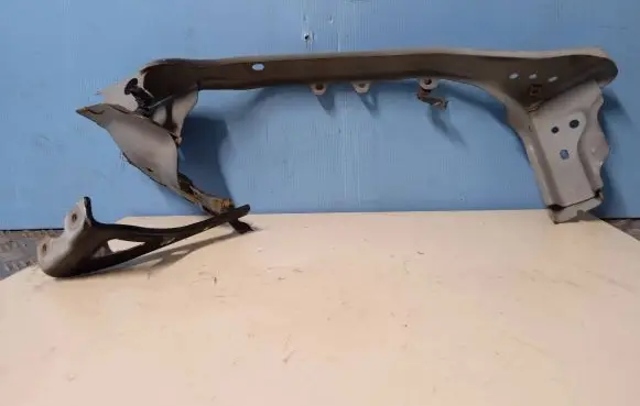 Toyota Verso Side radiator support slam panel 