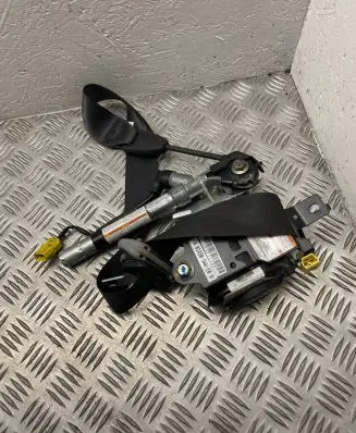 Honda CR-V Front seatbelt 608200000A