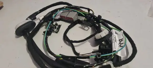 Ford Focus Tailgate/trunk wiring harness 98AG14A584BJJ 1307001