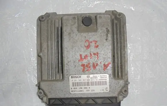 Alfa Romeo 156 Engine control unit/module 0261s01027