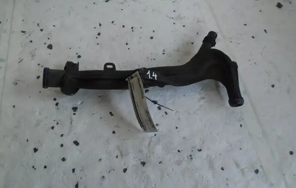 Citroen C4 Cactus Engine coolant pipe/hose 9806793080