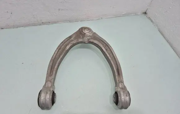 Alfa Romeo Stelvio Front upper control arm/wishbone